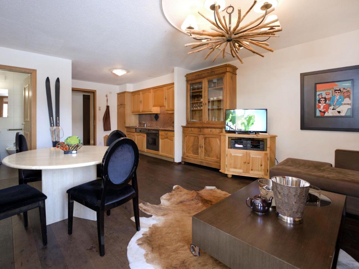 Apartment Chesa Ludains 8 By Interhome St. Moritz Luaran gambar