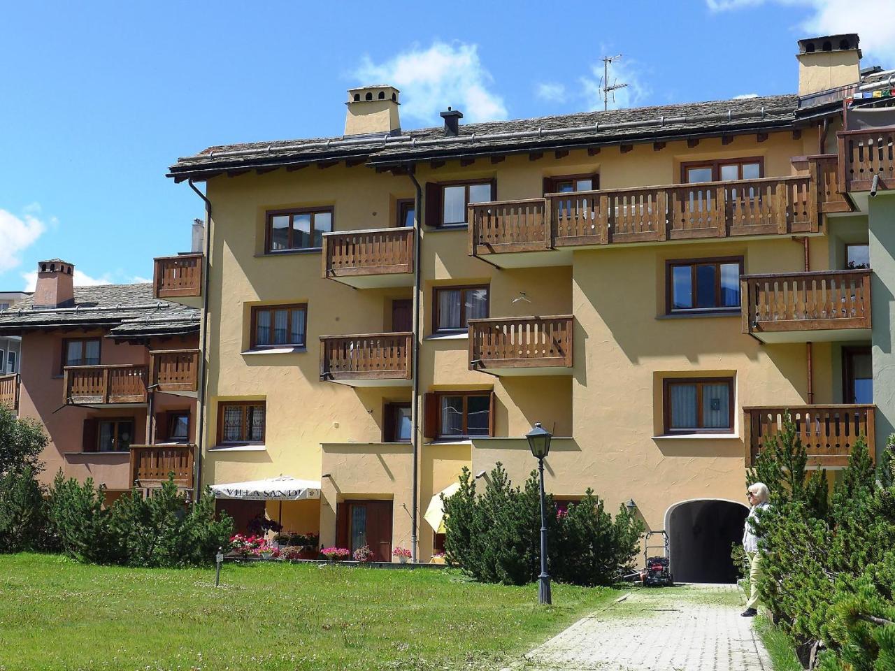 Apartment Chesa Ludains 8 By Interhome St. Moritz Luaran gambar